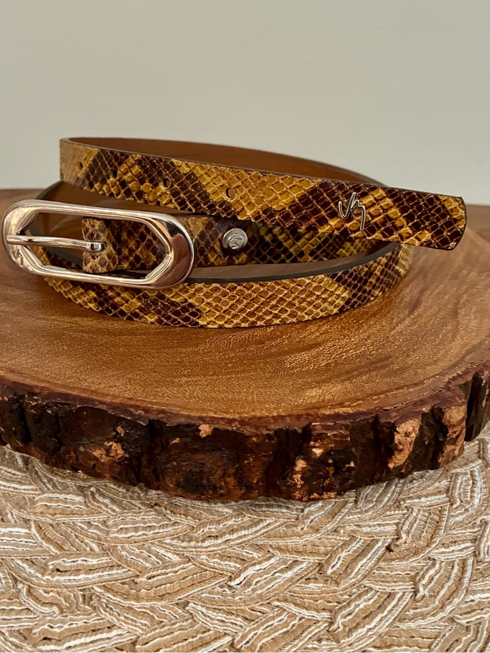 VELEZ Columbia Genuine Leather XL Snakeskin Python Print Belt Silver Buckle 46"